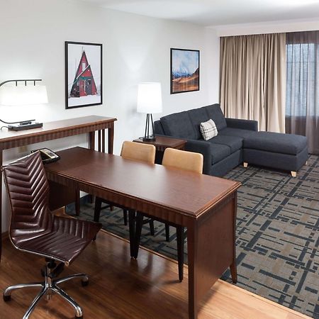 Embassy Suites Anchorage Eksteriør billede