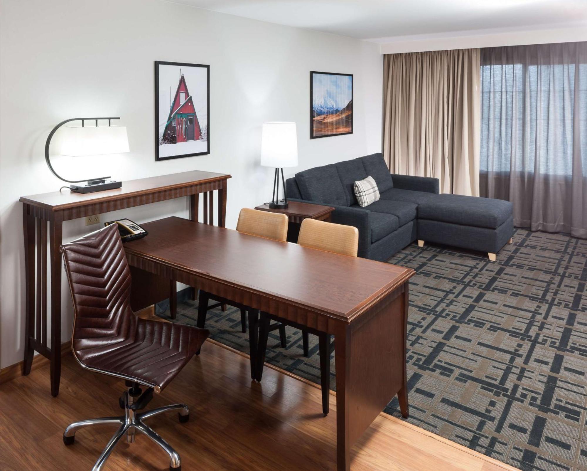 Embassy Suites Anchorage Eksteriør billede