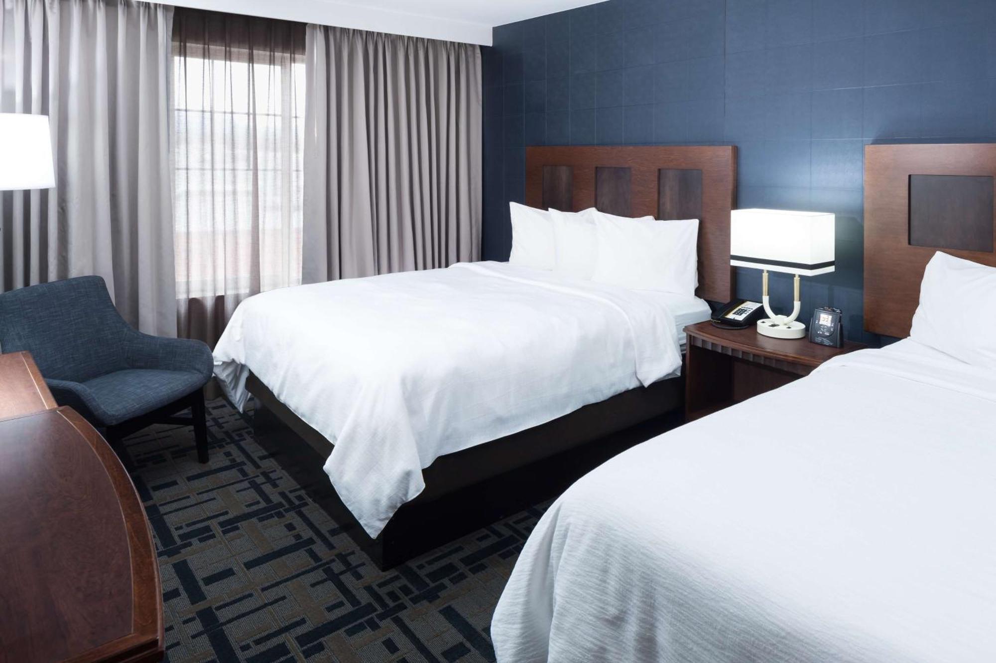 Embassy Suites Anchorage Eksteriør billede