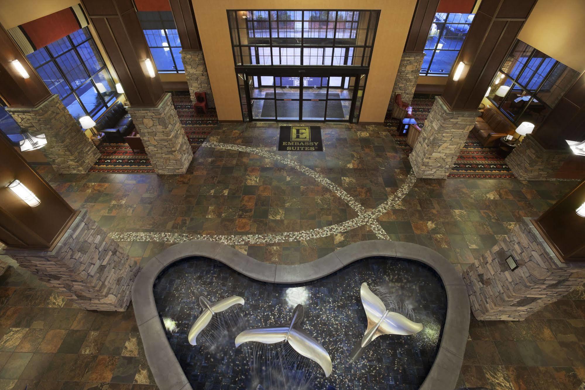 Embassy Suites Anchorage Eksteriør billede